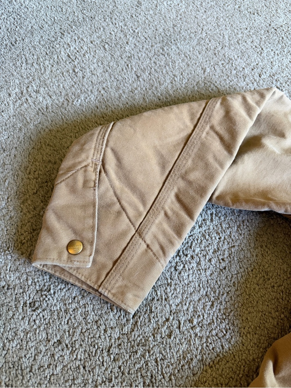 Vintage Carhartt Tan Duck Jacket with Dark Brown Collar - Picture 5 of 9